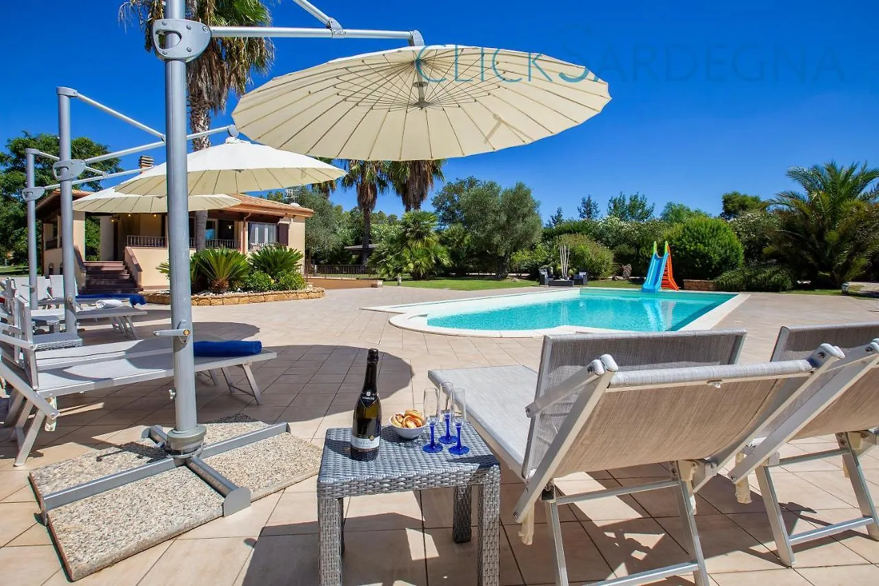 Villa Paradiso With Swimming Pool Large Garden And Tennis Court Alghero Italien