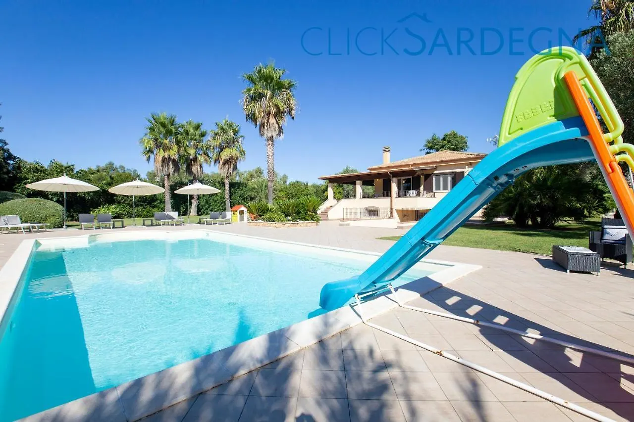 Villa Paradiso With Swimming Pool Large Garden And Tennis Court Alghero 0*,  Italien