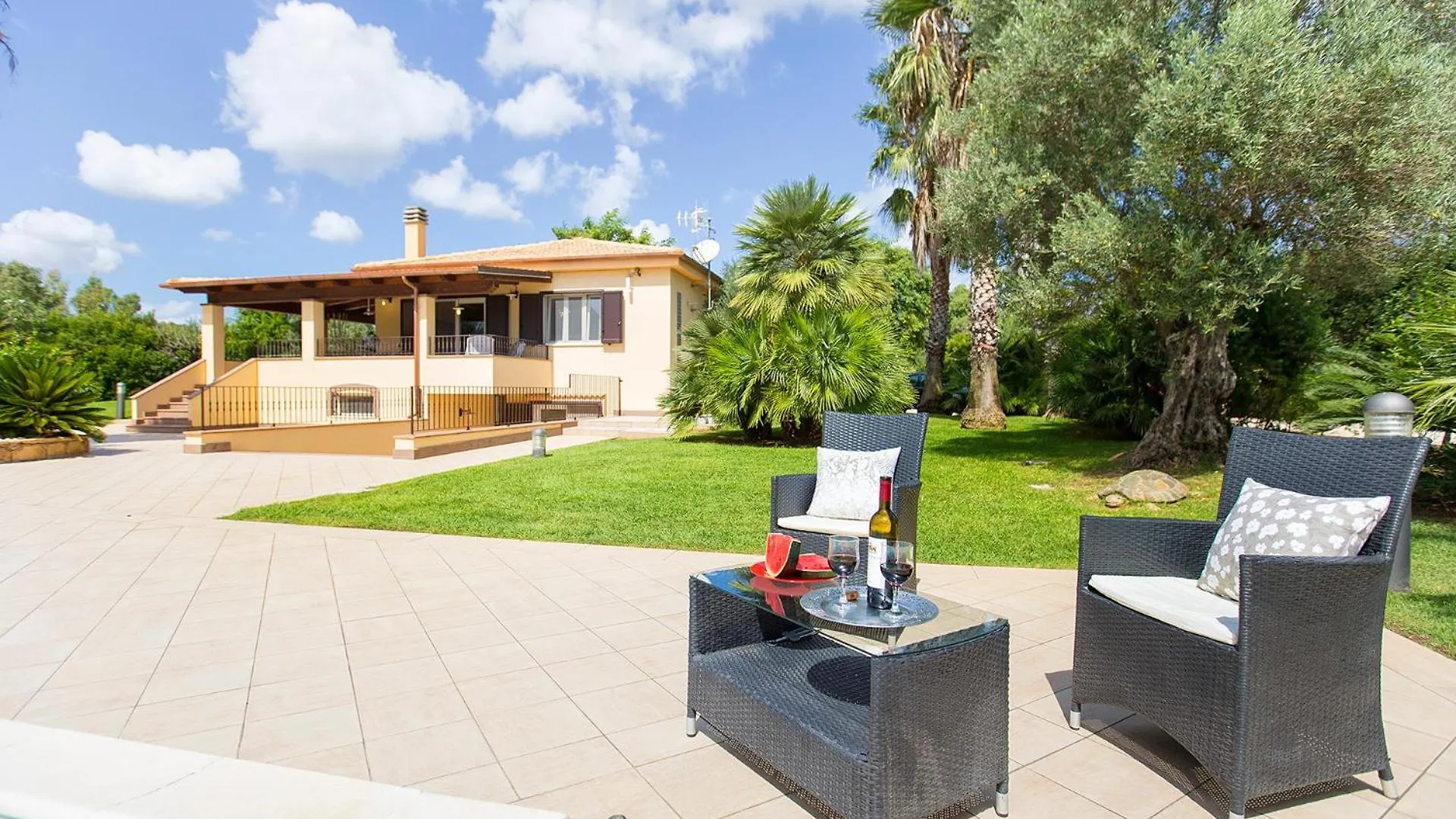 Villa Paradiso With Swimming Pool Large Garden And Tennis Court Alghero 0*,