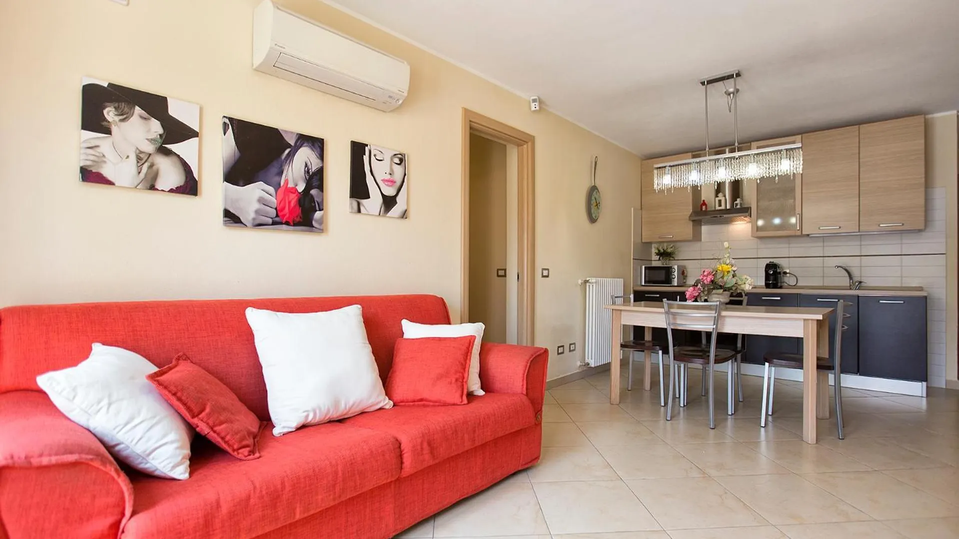 Villa Paradiso With Swimming Pool Large Garden And Tennis Court Alghero